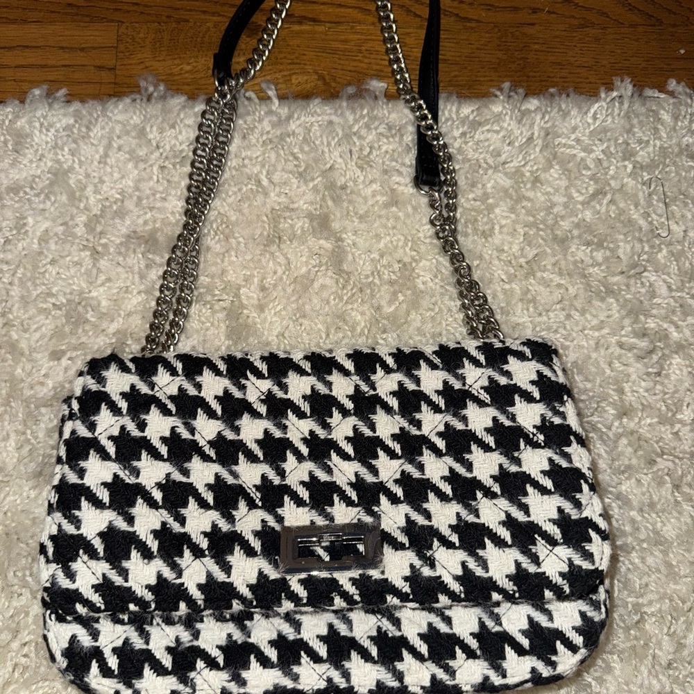 Forever 21 Black and White Houndstooth Shoulder Bag